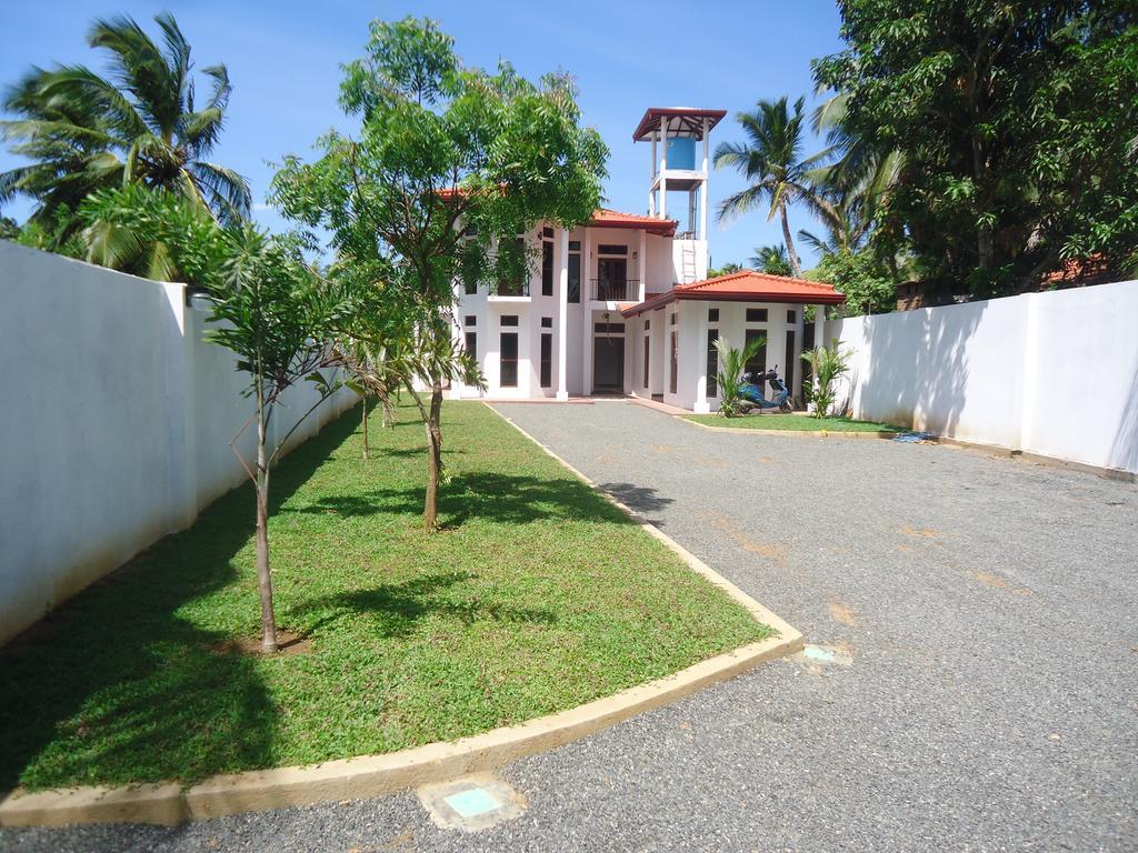 Amawin Resort Хамбантота Екстериор снимка