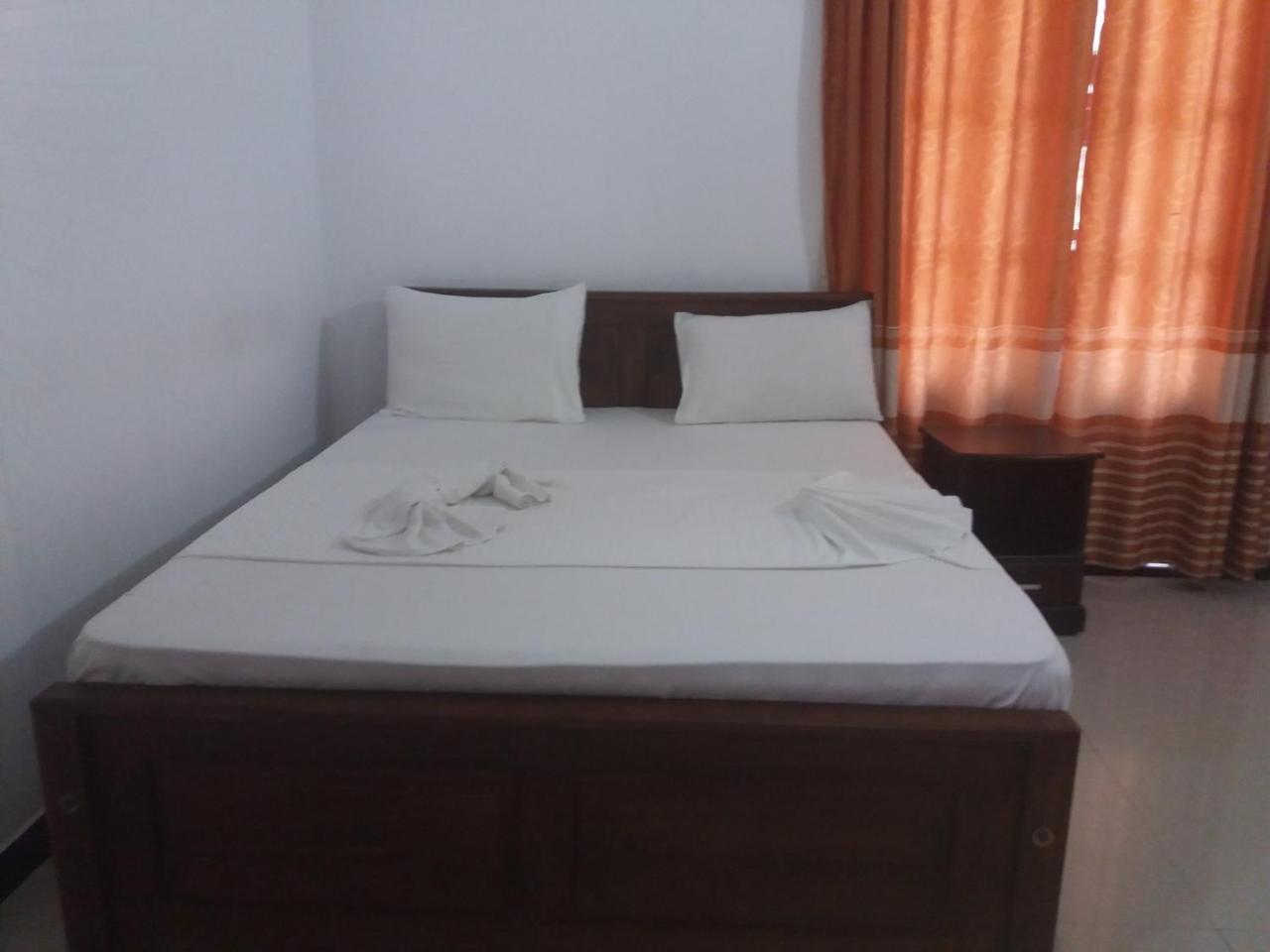Amawin Resort Хамбантота Екстериор снимка